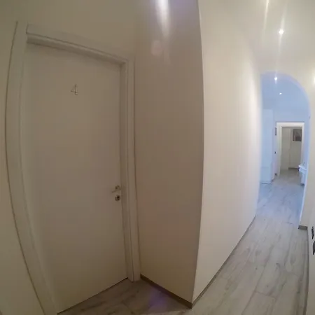 Julius Caesar 183 Gasthuis Rome