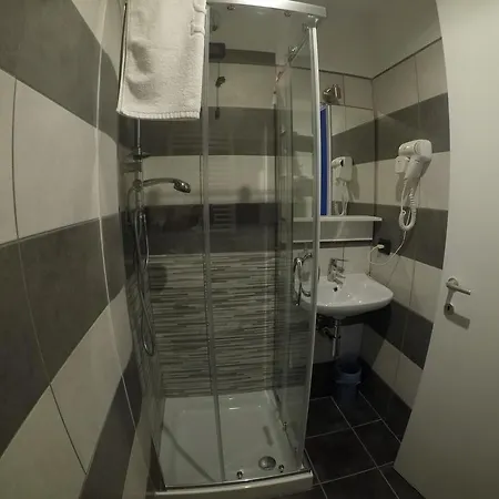 Julius Caesar 183 Gasthuis Rome