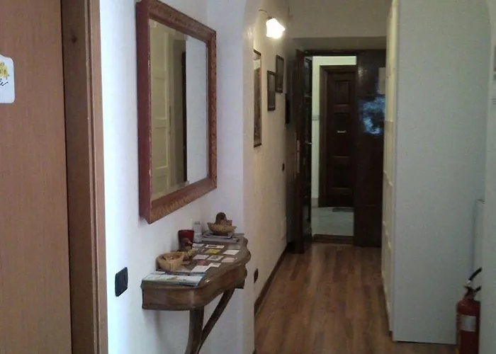 Julius Caesar 183 4* Roma