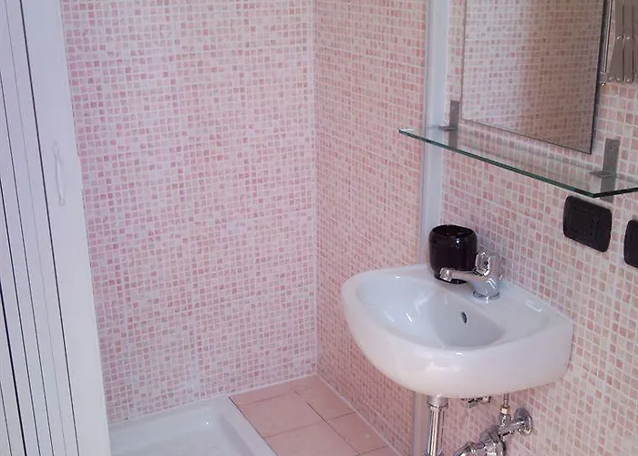 Julius Caesar 183 4*