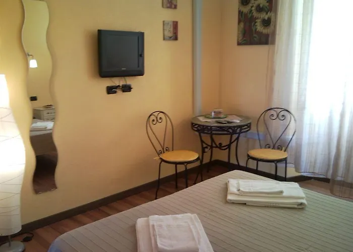 Julius Caesar 183 4* רומא