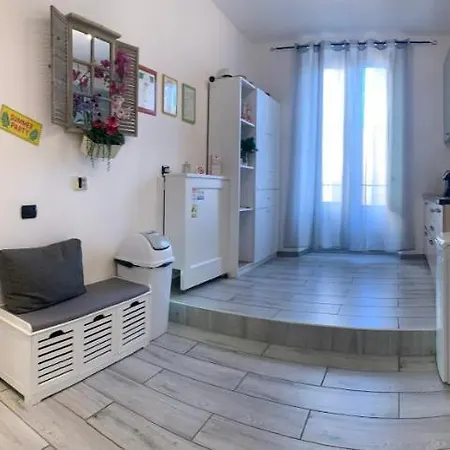 朱利叶斯凯撒183号旅馆 4*