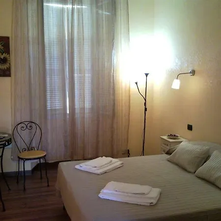 朱利叶斯凯撒183号旅馆 4*